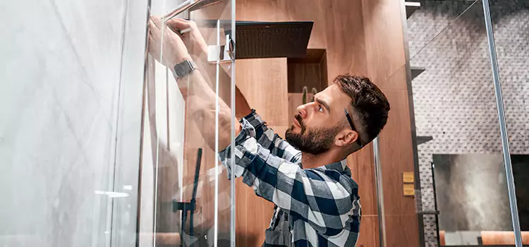 Replace Shower Doors with Frameless Lynn